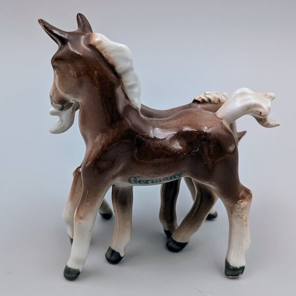 Midcentury Vintage Brown and White Porcelain Foals | Colt Figurine - Picture 3 of 8